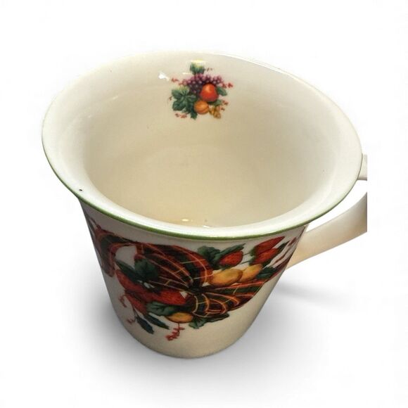 William James Fine Stoneware Coffee Mug Christmas Fruit Garland Holiday 4.25” - Picture 5 of 7